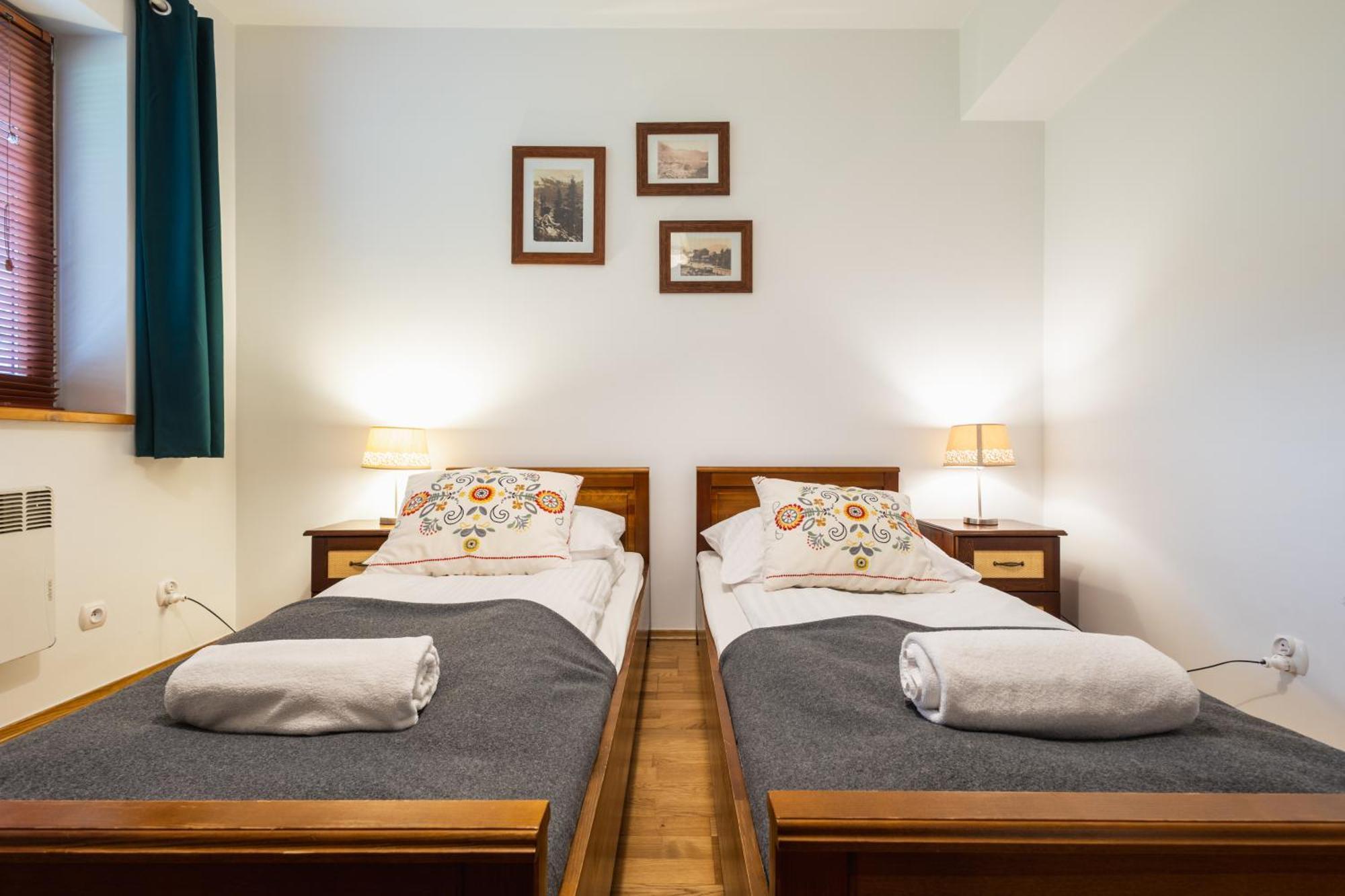 Apartament Poludniowy Z Widokiem- Sauna, Jacuzzi, Kominek Kościelisko Exteriör bild